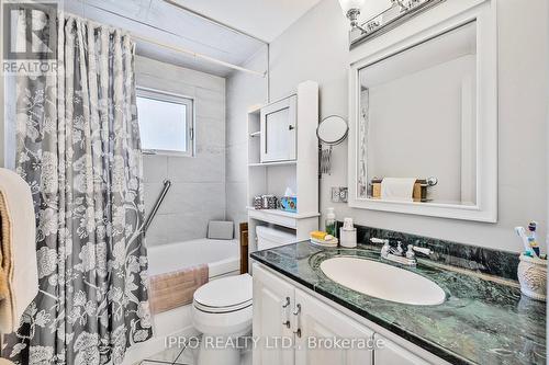 6 Golf View Drive, Brampton, ON - Indoor Photo Showing Bathroom