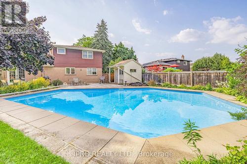 6 Golf View Drive, Brampton, ON - Outdoor With In Ground Pool With Backyard