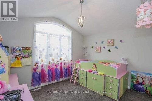 1221 Gough Road, London, ON - Indoor Photo Showing Bedroom