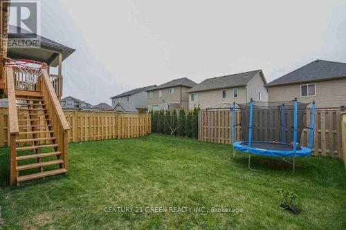 1221 Gough Road, London, ON - Outdoor With Backyard