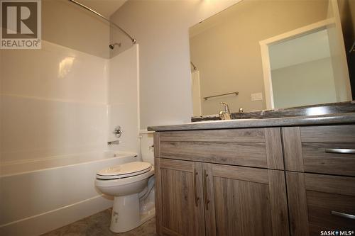 154 Heritage Landing Crescent, Battleford, SK - Indoor Photo Showing Bathroom