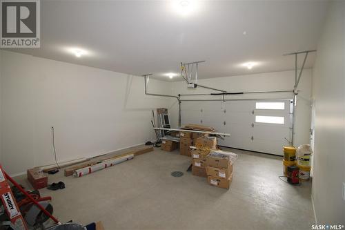 154 Heritage Landing Crescent, Battleford, SK - Indoor Photo Showing Garage