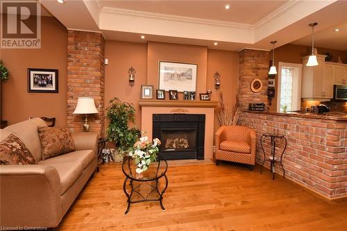 152 Homewood Avenue, Hamilton, ON - Indoor Photo Showing Living Room With Fireplace