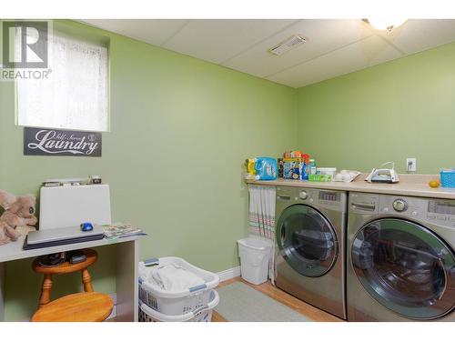 1269 Lund Road, Kelowna, BC - Indoor Photo Showing Laundry Room