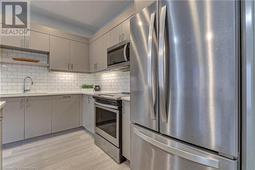 360 Quarter Townline Road Unit# 304, Tillsonburg, ON - Indoor Photo Showing Kitchen With Stainless Steel Kitchen With Upgraded Kitchen