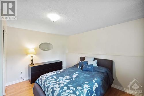 8408 Victoria Street, Metcalfe, ON - Indoor Photo Showing Bedroom