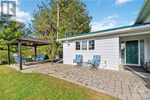 8408 Victoria Street, Metcalfe, ON - Outdoor With Deck Patio Veranda