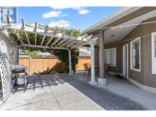 1614 Lindsay Drive, Kelowna, BC - Outdoor