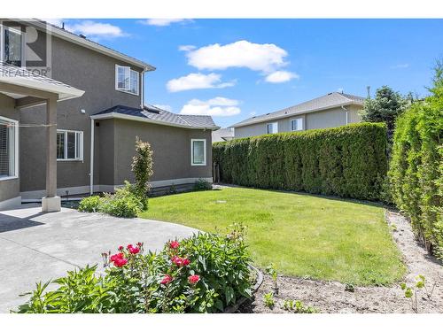 1614 Lindsay Drive, Kelowna, BC - Outdoor