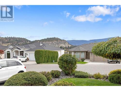 1614 Lindsay Drive, Kelowna, BC - Outdoor