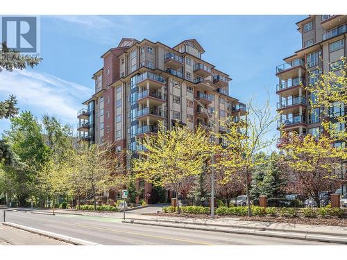 2125 Atkinson Street Unit# 805, Penticton, BC - Outdoor With Facade