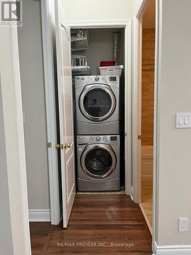 102 - 88 Promenade Circle, Vaughan, ON - Indoor Photo Showing Laundry Room