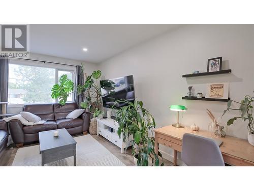 2724 Riffington Place, West Kelowna, BC - Indoor