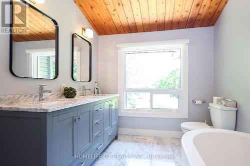 18917 Centreville Creek Road, Caledon, ON - Indoor Photo Showing Bathroom