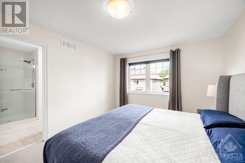 980 Bunchberry Way, Ottawa, ON - Indoor Photo Showing Bedroom