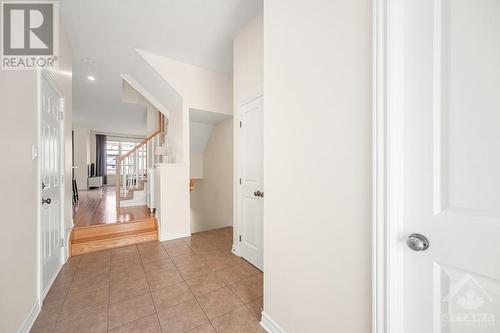 980 Bunchberry Way, Ottawa, ON - Indoor Photo Showing Other Room