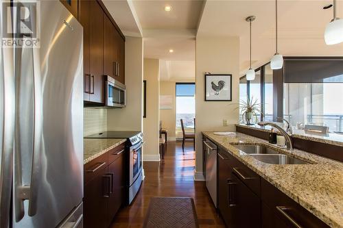 201 Front Street North Unit# 604, Sarnia, ON - Indoor Photo Showing Kitchen With Double Sink With Upgraded Kitchen