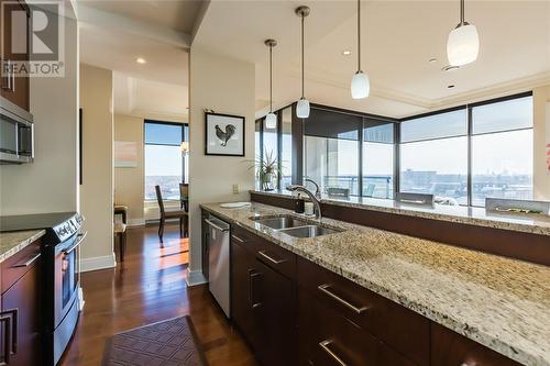 201 Front Street North Unit# 604, Sarnia, ON - Indoor Photo Showing Kitchen With Double Sink With Upgraded Kitchen