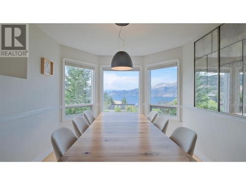 118 Sumac Ridge Drive, Summerland, BC - Indoor Photo Showing Dining Room