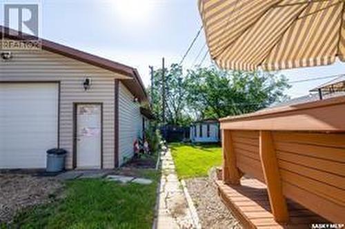 811 L Avenue N, Saskatoon, SK - Outdoor With Exterior