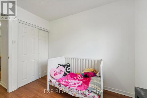 59 - 3025 Cedarglen Gate, Mississauga, ON - Indoor Photo Showing Bedroom