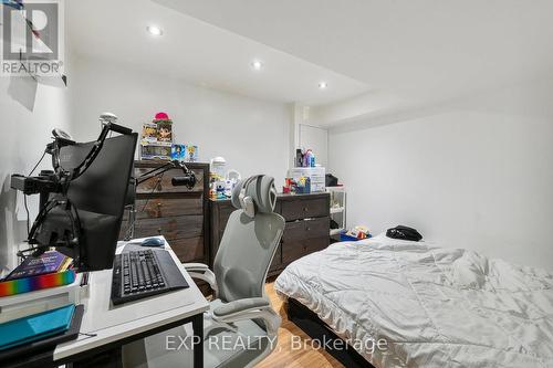 59 - 3025 Cedarglen Gate, Mississauga, ON - Indoor Photo Showing Bedroom