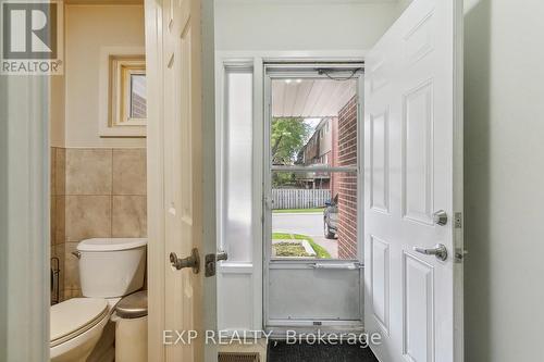 59 - 3025 Cedarglen Gate, Mississauga, ON - Indoor Photo Showing Bathroom