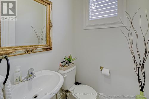 5474 Bestview Way, Mississauga, ON - Indoor Photo Showing Bathroom