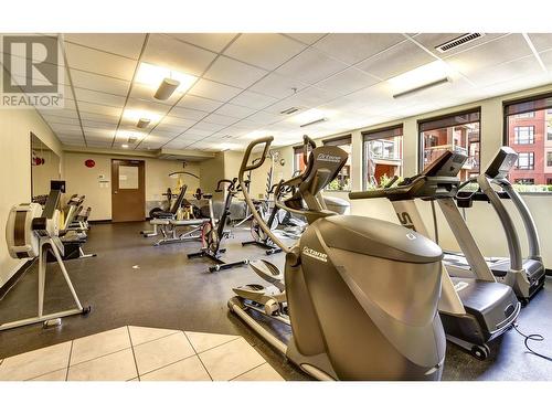 654 Cook Road Unit# 350, Kelowna, BC - Indoor Photo Showing Gym Room