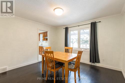 696 Barclay Place, London, ON - Indoor Photo Showing Dining Room