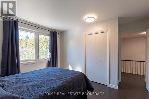 696 Barclay Place, London, ON - Indoor Photo Showing Bedroom