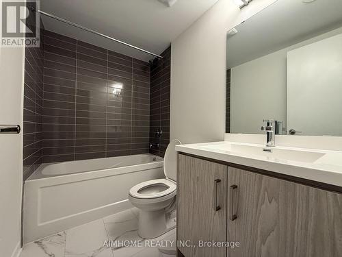 260 - 150 Honeycrisp Crescent, Vaughan, ON - Indoor Photo Showing Bathroom