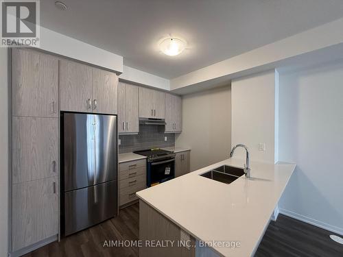 260 - 150 Honeycrisp Crescent, Vaughan, ON - Indoor Photo Showing Kitchen With Double Sink With Upgraded Kitchen