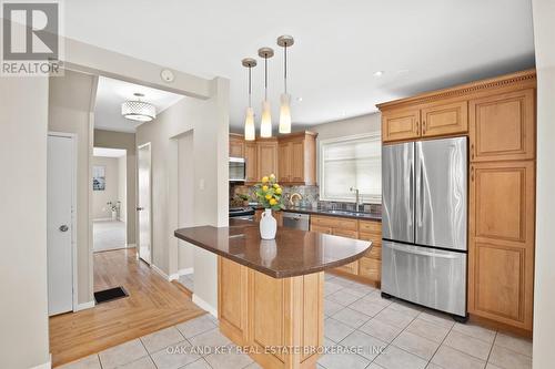 40 Woodhouse Crescent, Ajax (South East), ON - Indoor Photo Showing Kitchen