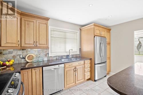 40 Woodhouse Crescent, Ajax (South East), ON - Indoor Photo Showing Kitchen With Double Sink