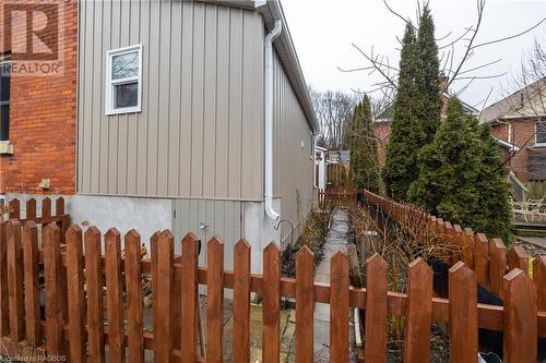 716 5Th Avenue E, Owen Sound, ON - Outdoor