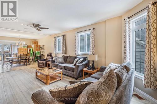 174 White Sands Way, Wasaga Beach, ON - Indoor Photo Showing Living Room