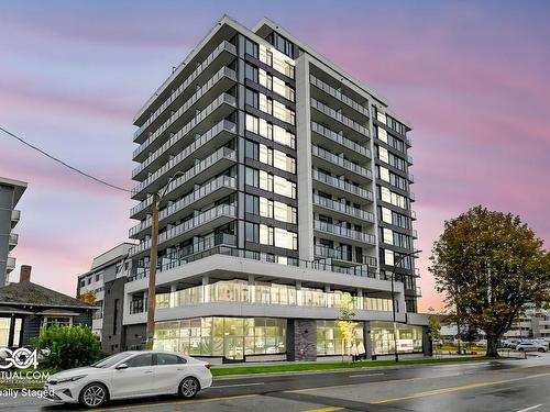 901-1100 Yates St, Victoria, BC - Outdoor With Balcony With Facade