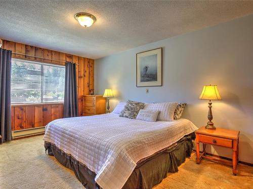 8035 Greendale Rd, Lake Cowichan, BC 