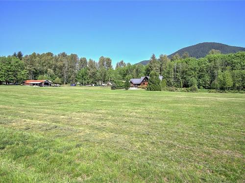 8035 Greendale Rd, Lake Cowichan, BC 