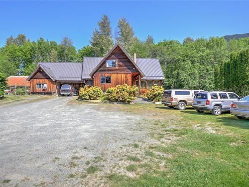 8035 Greendale Rd, Lake Cowichan, BC 