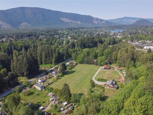 8035 Greendale Rd, Lake Cowichan, BC 