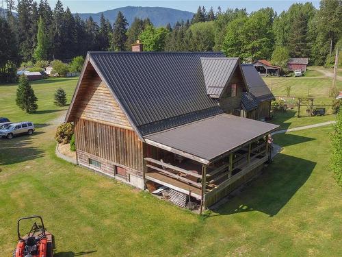 8035 Greendale Rd, Lake Cowichan, BC 