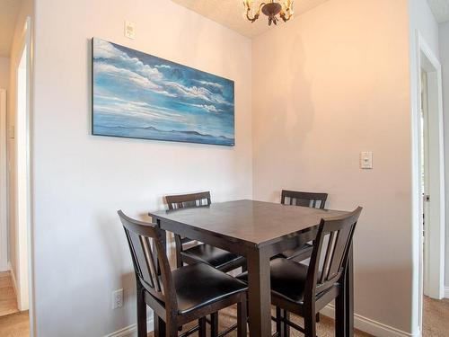 304-2310 Trent St, Victoria, BC - Indoor Photo Showing Dining Room