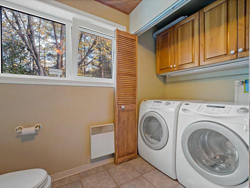 Laundry room - 965 Ch. Morgan, Saint-Adolphe-D'Howard, QC - Indoor Photo Showing Laundry Room