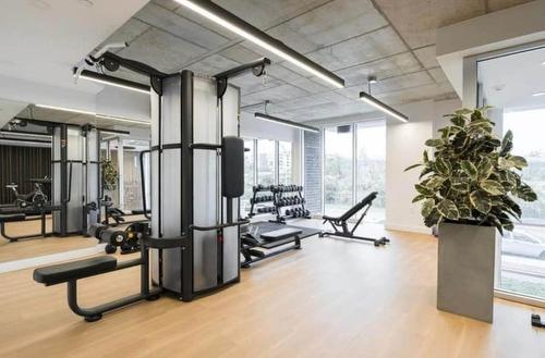 Salle d'exercice - 911-10 Av. Donegani, Pointe-Claire, QC - Indoor Photo Showing Gym Room