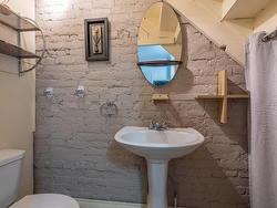 Powder room - 