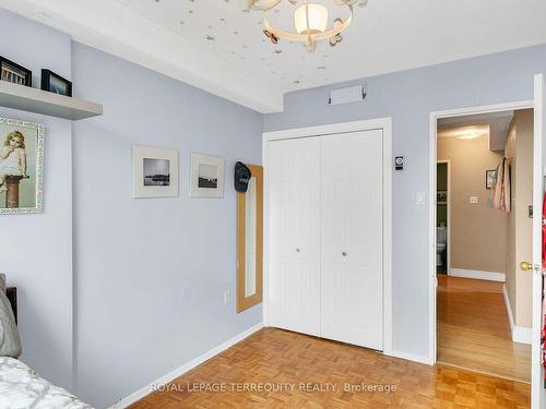 701-15 La Rose Ave, Toronto, ON - Indoor Photo Showing Bedroom