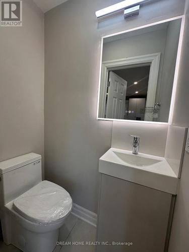 Main - 5 Empire Court, Hamilton, ON - Indoor Photo Showing Bathroom