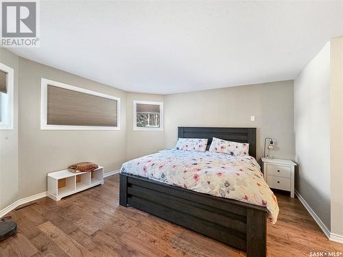 8 West Park Drive, Battleford, SK - Indoor Photo Showing Bedroom